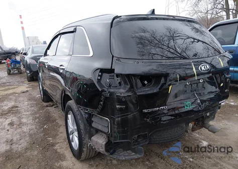2018 Kia Sorento 2.4L Lx z USA, uszkodzony, nr VIN 5XYPGDA33JG351118